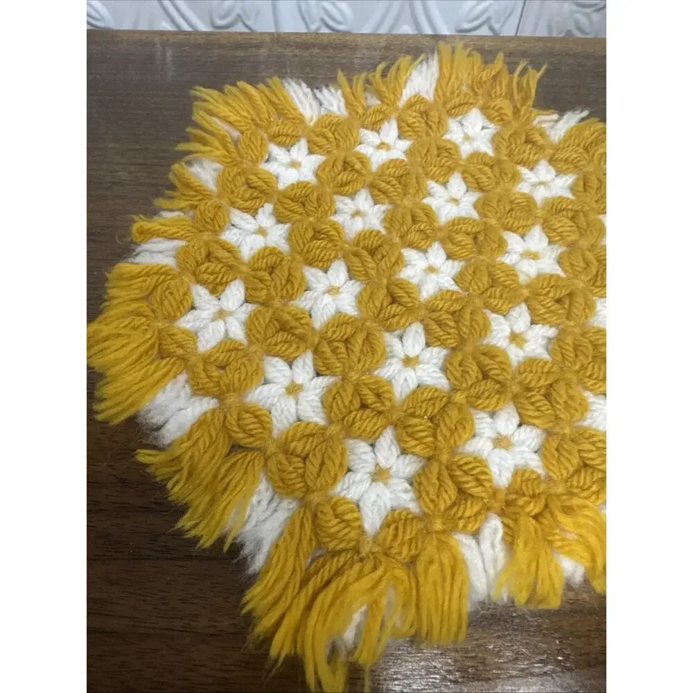 VTG 70’s Crocheted Reversible Hot Pad Trivet